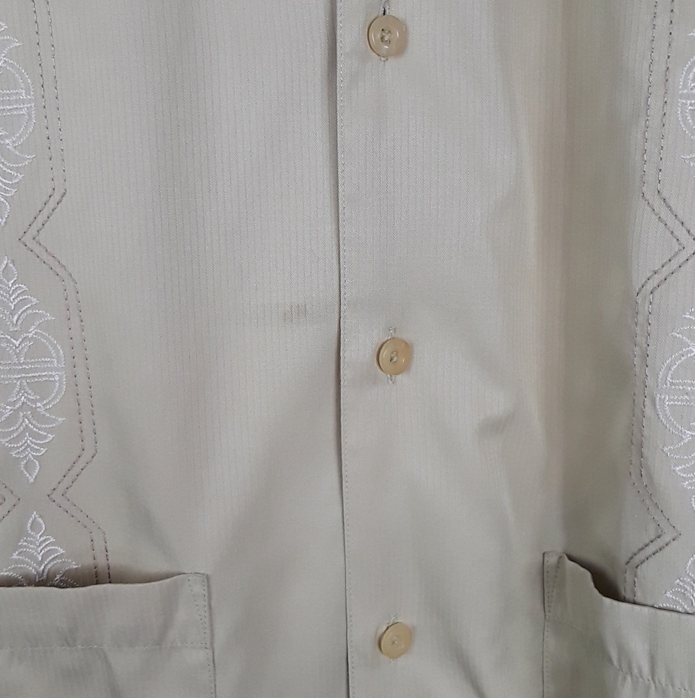 The Havanera Co. VTG Cream & White Dress Shirt - Picture 7 of 7